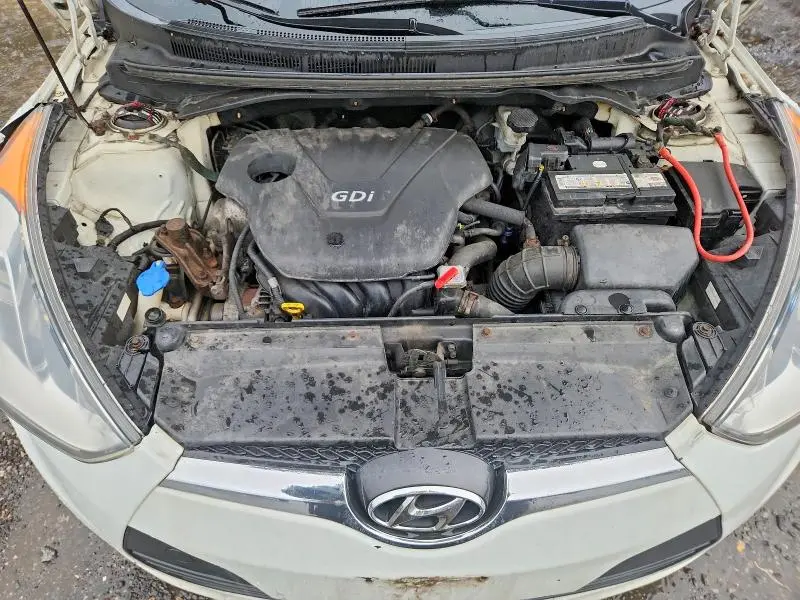 2013 HYUNDAI VELOSTER BASE  