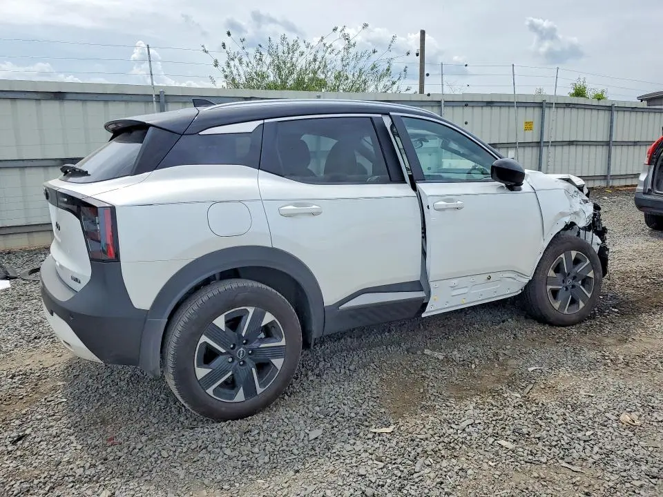 2025 NISSAN KICKS SV  