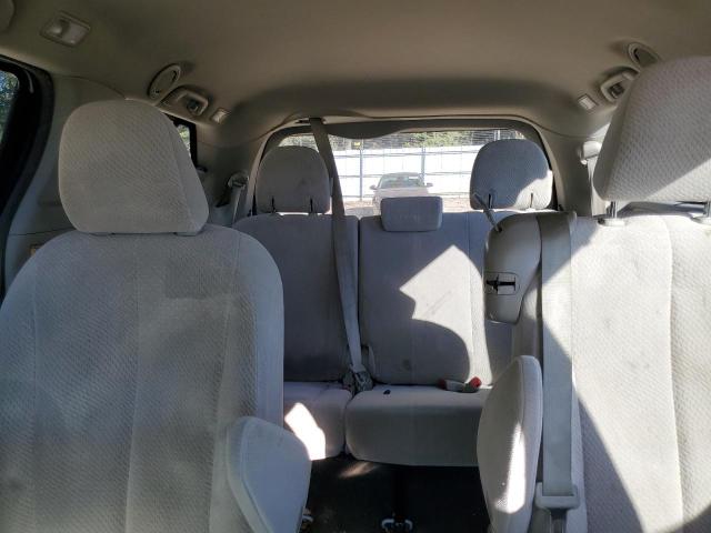 2013 TOYOTA SIENNA LE