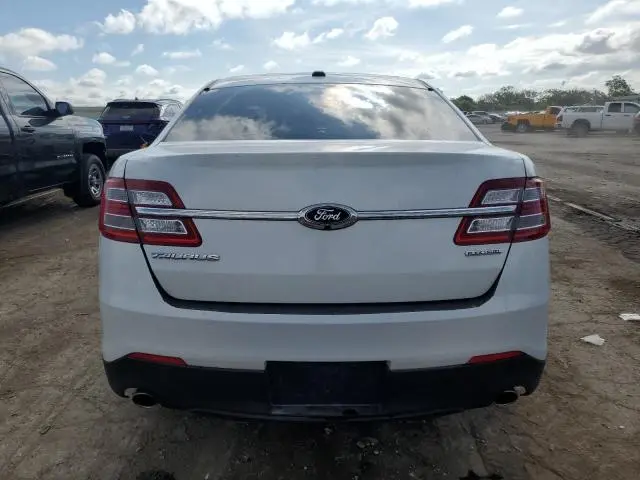 2016 FORD TAURUS SE  