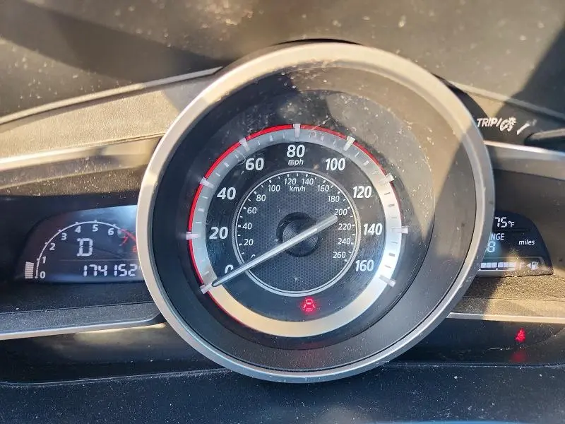 2015 MAZDA 3 TOURING  