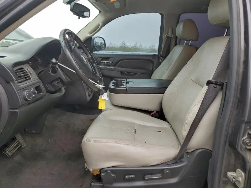 2010 CHEVROLET TAHOE C1500 LS  