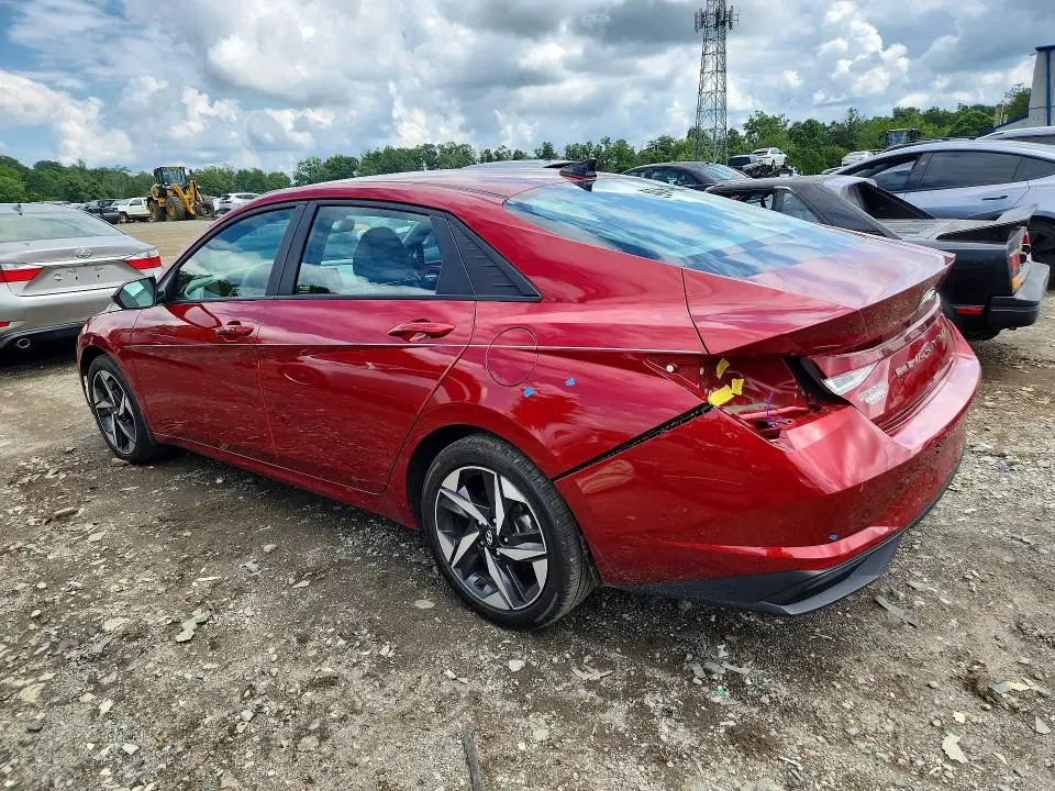 2023 HYUNDAI ELANTRA SEL  