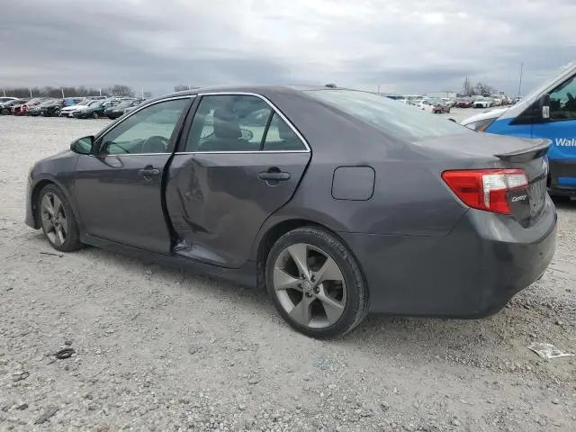 2014 TOYOTA CAMRY SE  
