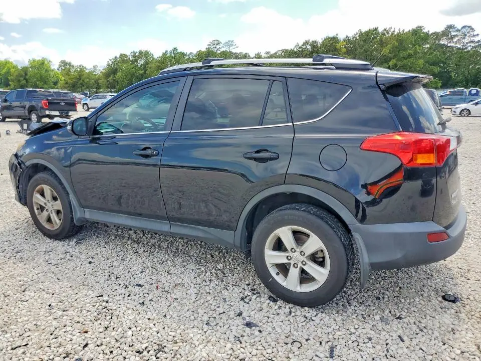 2014 TOYOTA RAV4 XLE  