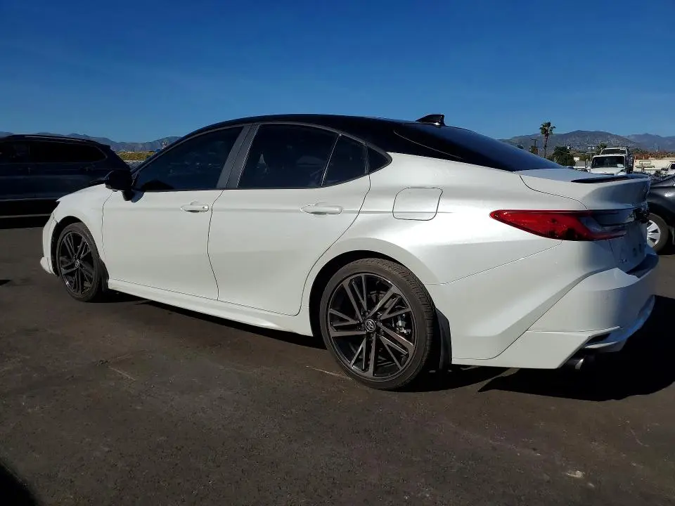 2025 TOYOTA CAMRY XSE  