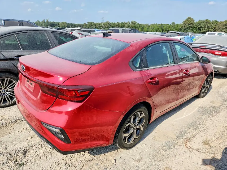 2021 KIA FORTE LXS  