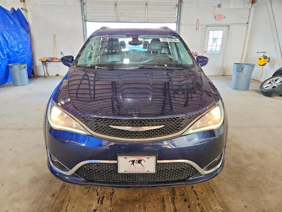 2017 CHRYSLER PACIFICA TOURING L  