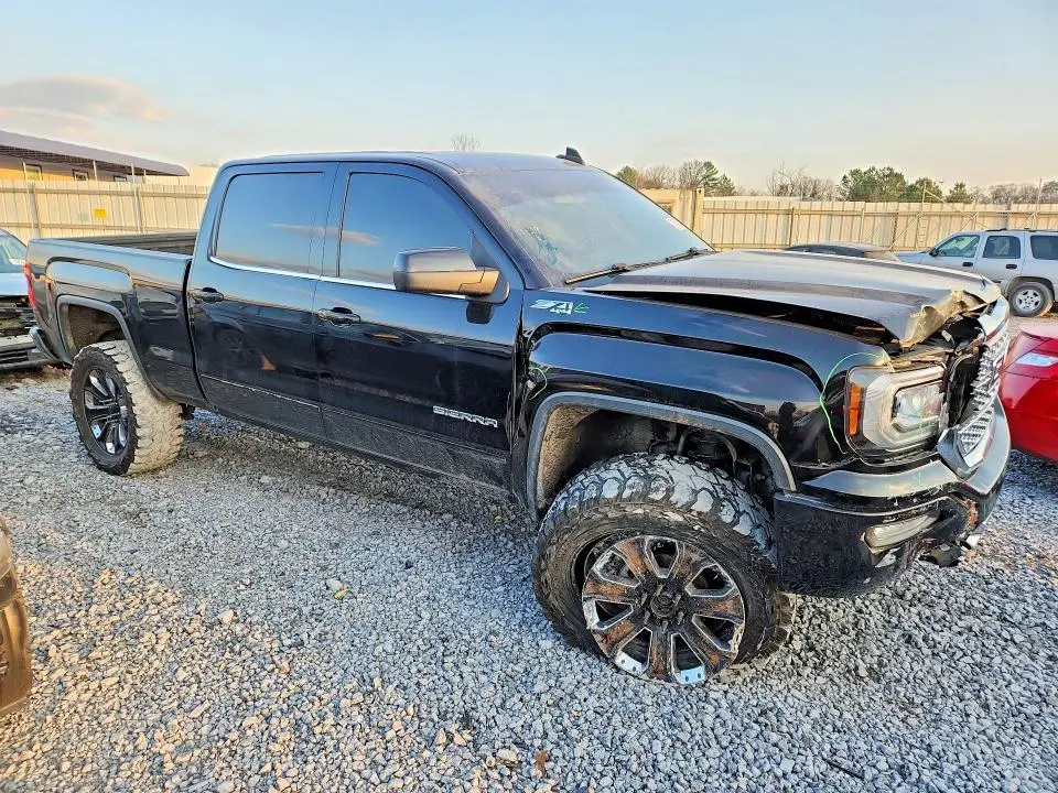 2017 GMC SIERRA K1500 SLE  
