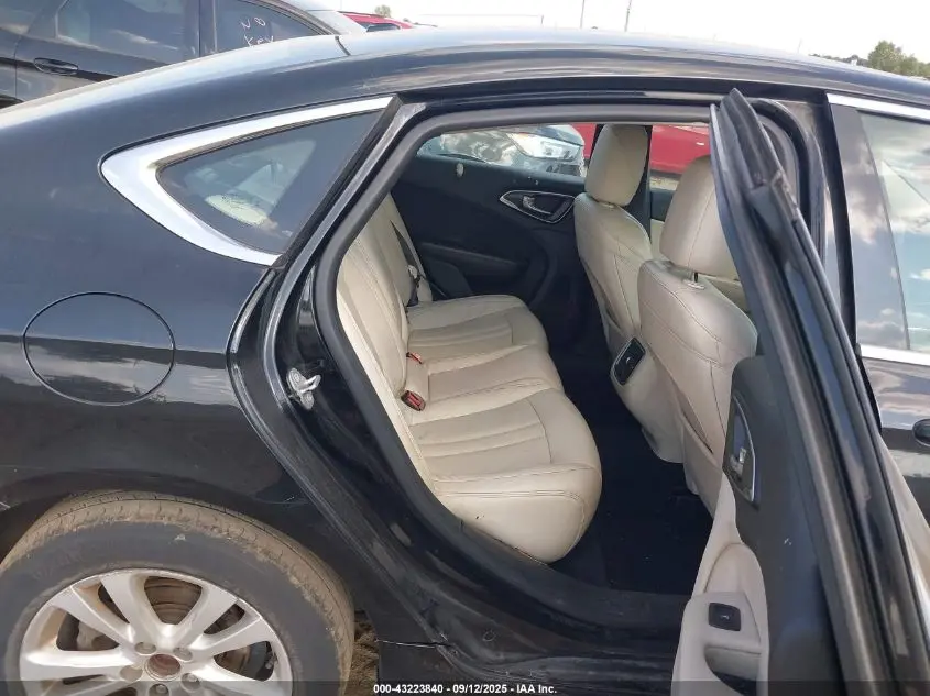 2015 CHRYSLER 200 LIMITED