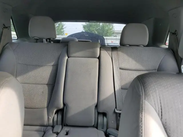 2011 KIA SORENTO BASE  