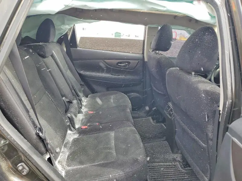 2015 NISSAN ROGUE SV  
