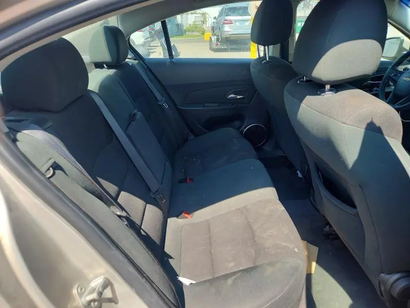 2012 CHEVROLET CRUZE LT  