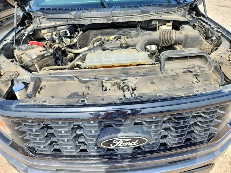 2024 FORD F150 STX  