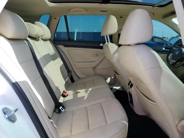 2011 VOLKSWAGEN JETTA TDI  
