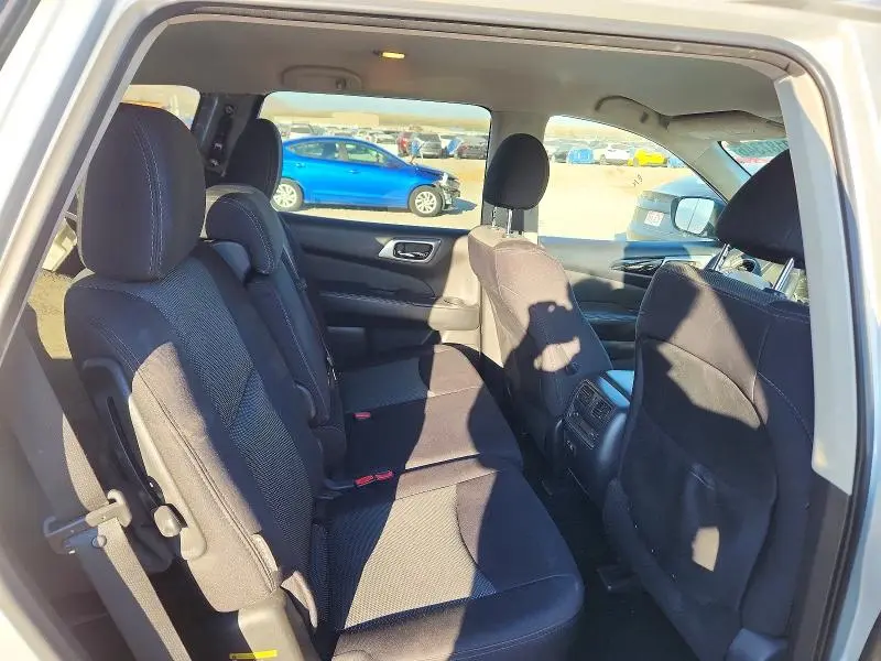 2019 NISSAN PATHFINDER SV  