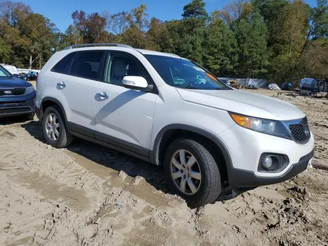 2013 KIA SORENTO LX