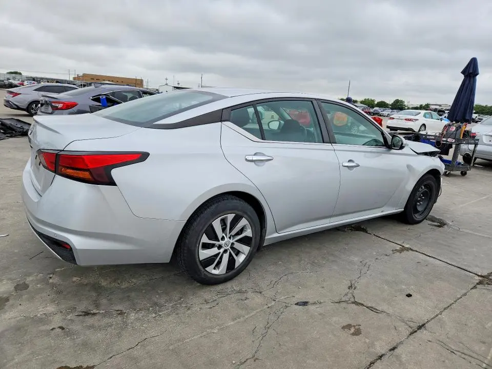 2023 NISSAN ALTIMA S  