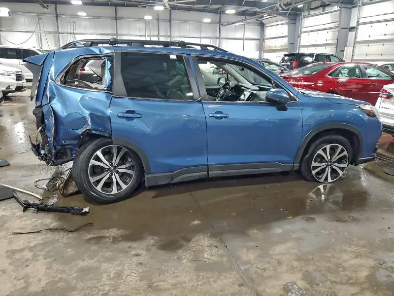 2022 SUBARU FORESTER LIMITED  