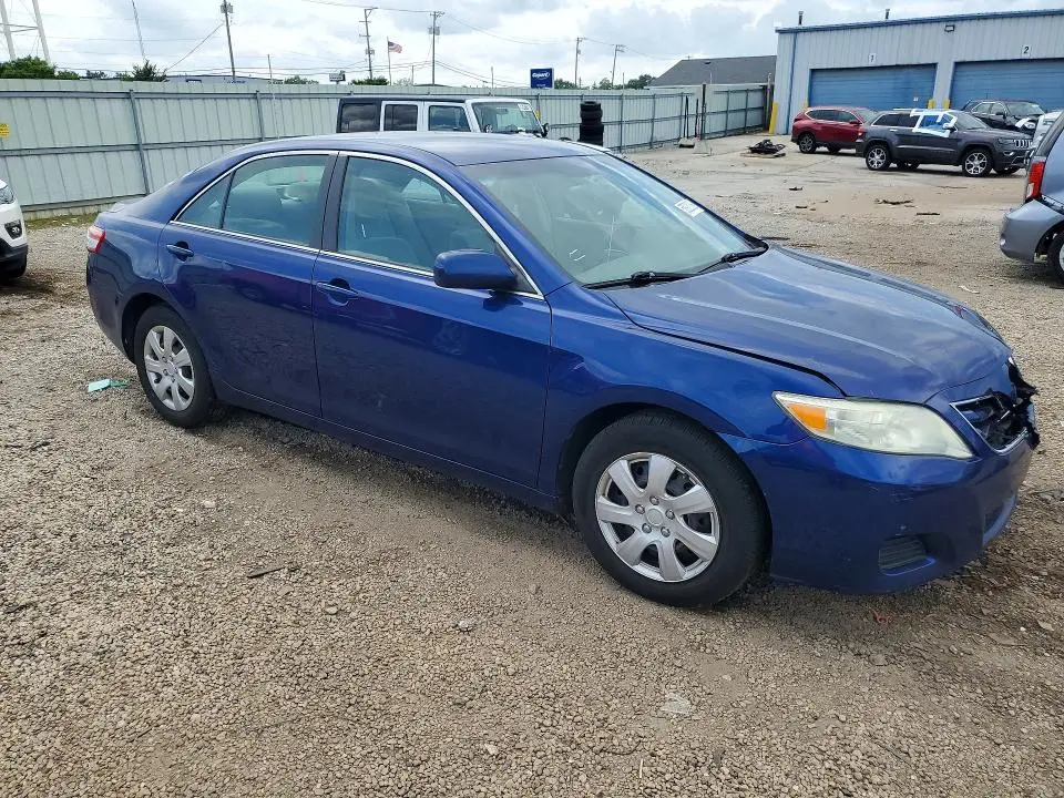 2010 TOYOTA CAMRY LE  