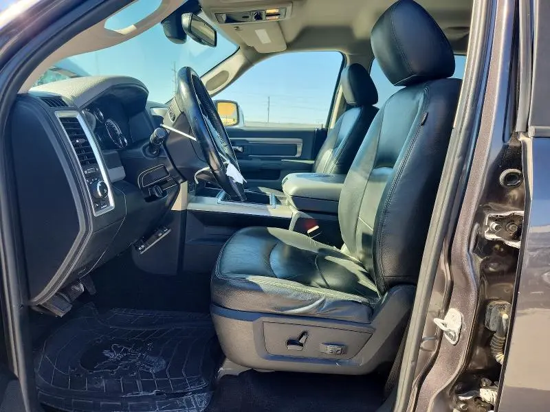 2014 RAM 1500 SLT  