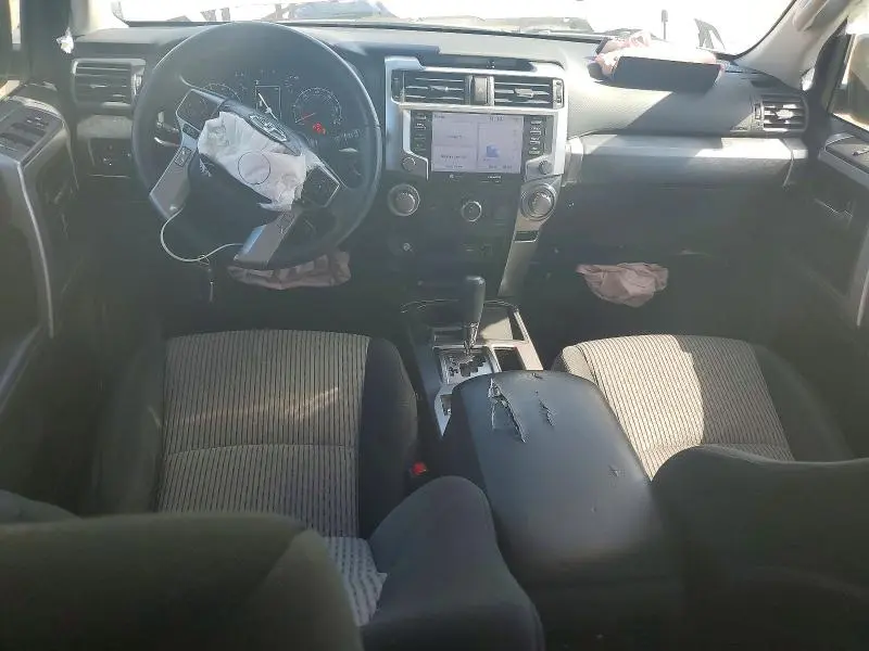 2022 TOYOTA 4RUNNER SR5  
