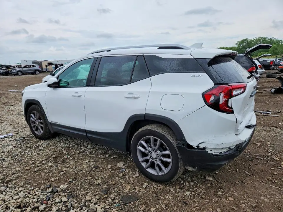 2024 GMC TERRAIN SLT  
