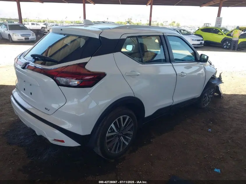 2023 NISSAN KICKS SV XTRONIC CVT