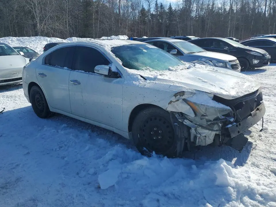 2012 NISSAN MAXIMA S  
