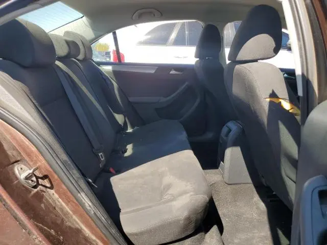 2016 VOLKSWAGEN JETTA SE  