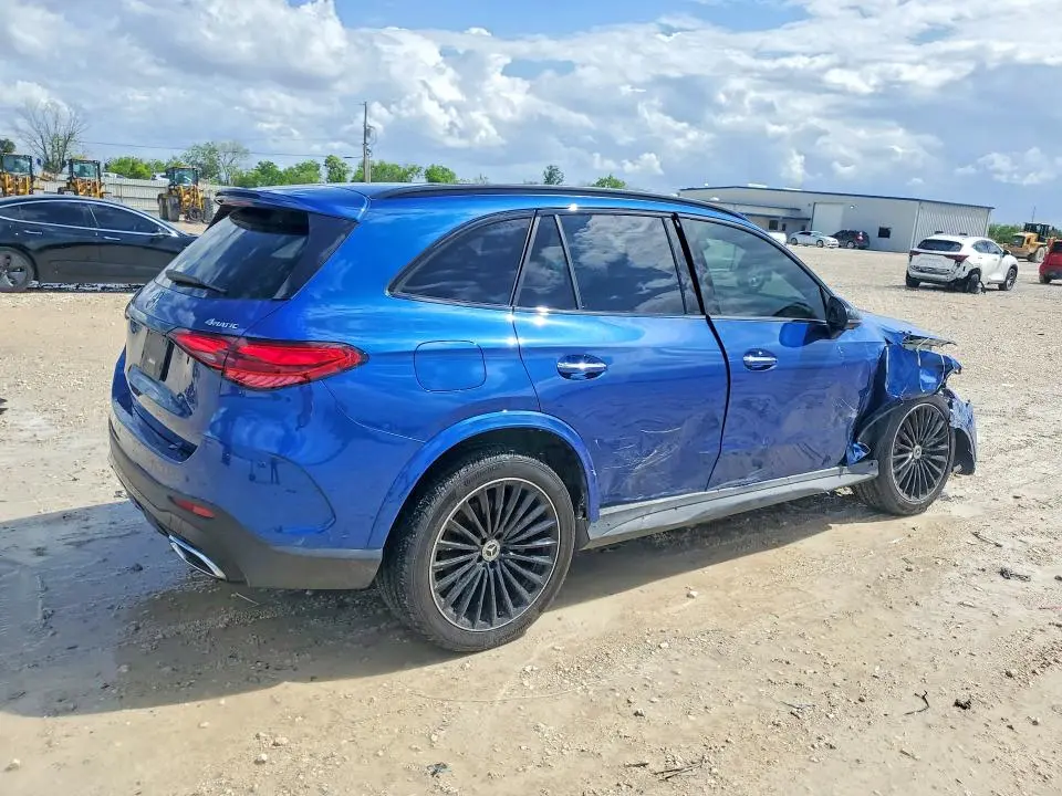 2023 MERCEDES-BENZ GLC 300 4MATIC  