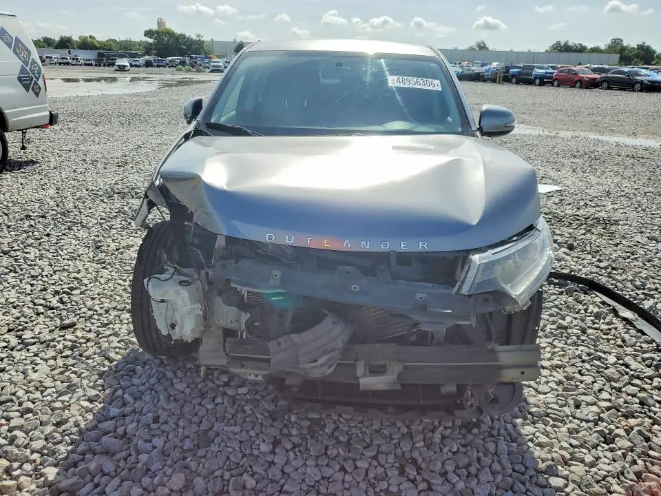 2019 MITSUBISHI OUTLANDER SE  