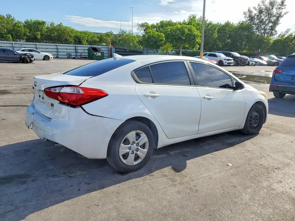 2014 KIA FORTE LX  
