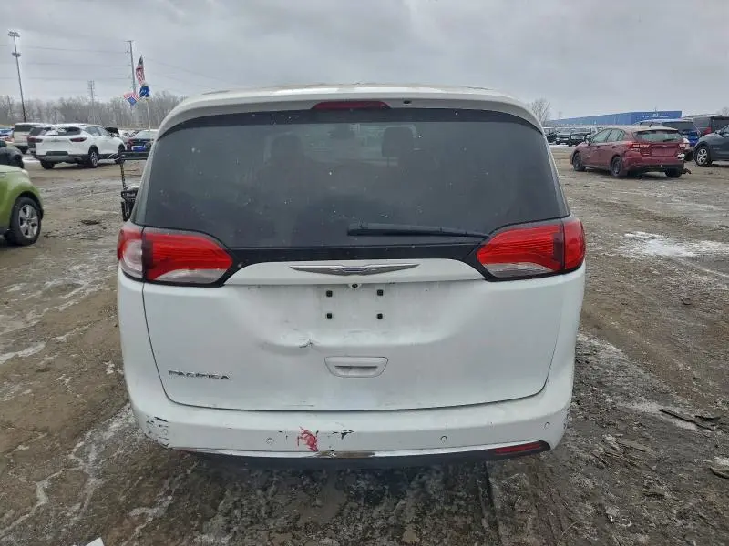 2017 CHRYSLER PACIFICA TOURING L  