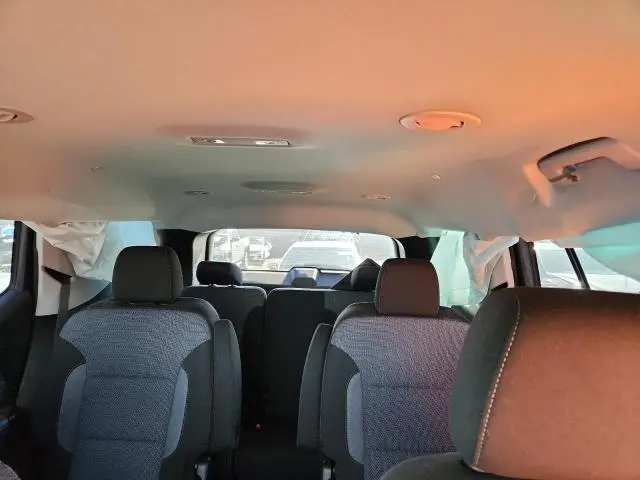 2021 CHEVROLET TRAVERSE LT  