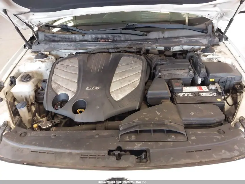 2015 KIA CADENZA PREMIUM