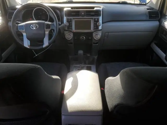 2010 TOYOTA 4RUNNER SR5  