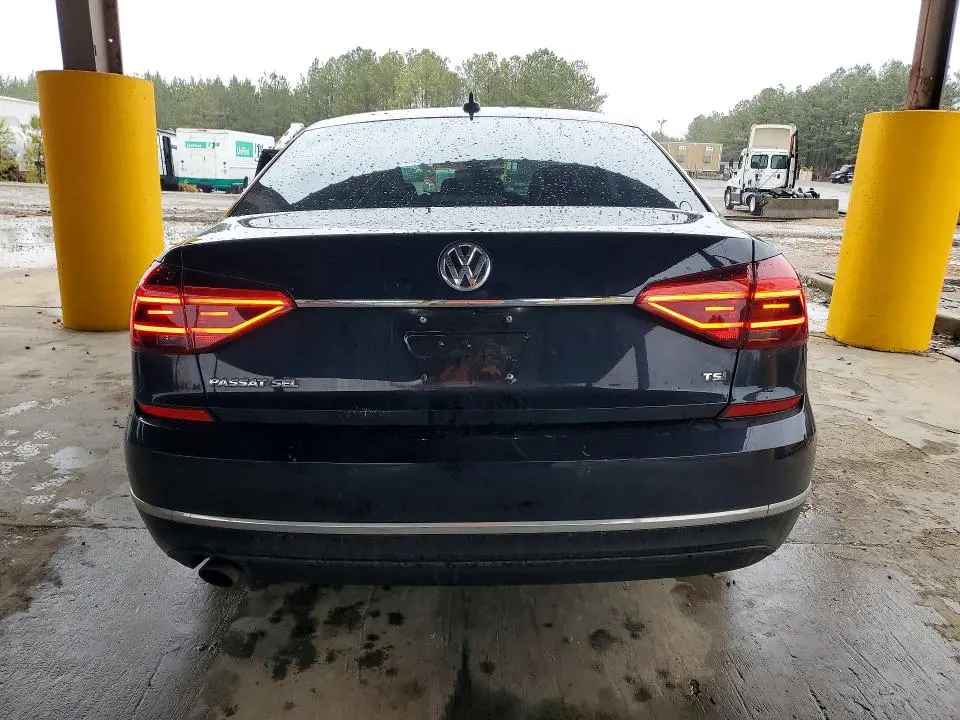 2017 VOLKSWAGEN PASSAT SEL PREMIUM  
