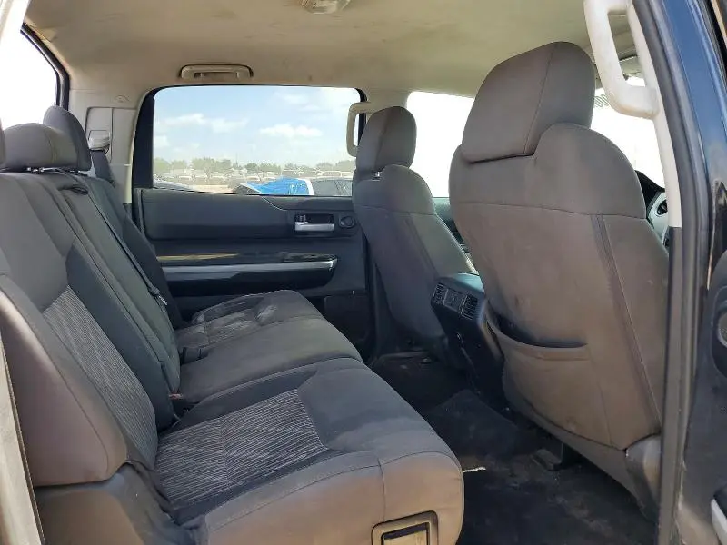2018 TOYOTA TUNDRA CREWMAX SR5 V8