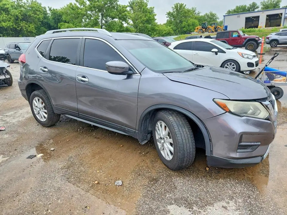 2019 NISSAN ROGUE SV  