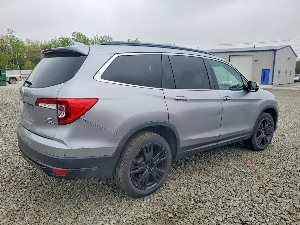 2021 HONDA PILOT SE  