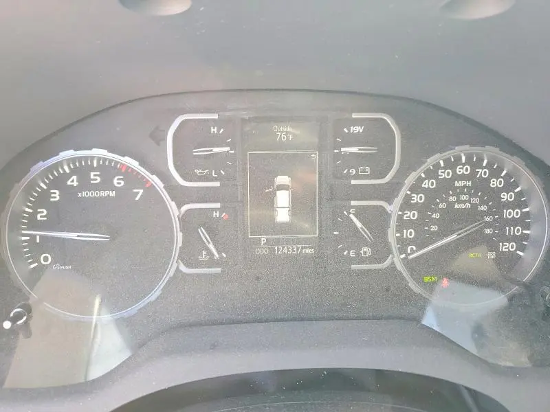 2018 TOYOTA TUNDRA CREWMAX SR5  