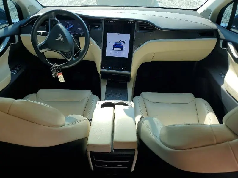 2019 TESLA MODEL X   