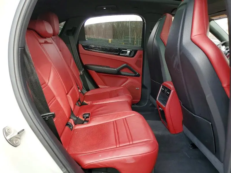 2022 PORSCHE CAYENNE E HYBRID COUPE  