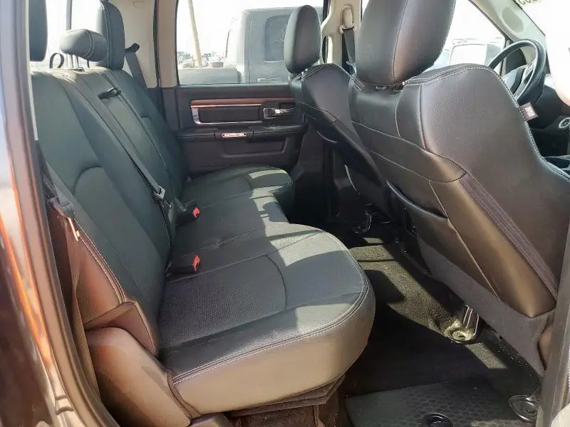 2015 RAM 1500 LARAMIE  