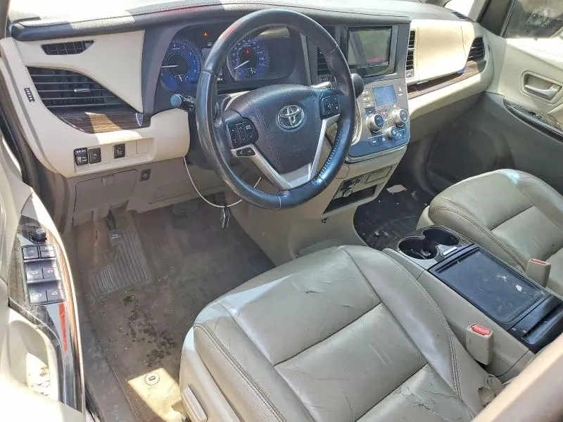 2016 TOYOTA SIENNA XLE 8-PASSENGER  