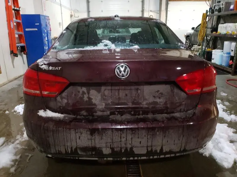 2013 VOLKSWAGEN PASSAT S  