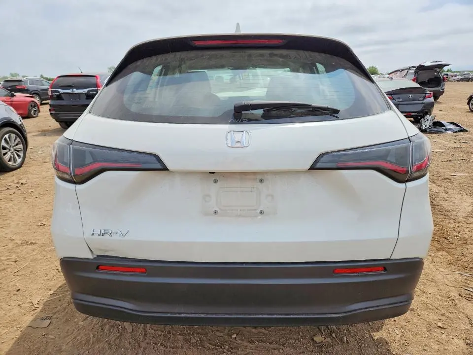 2024 HONDA HR-V LX  