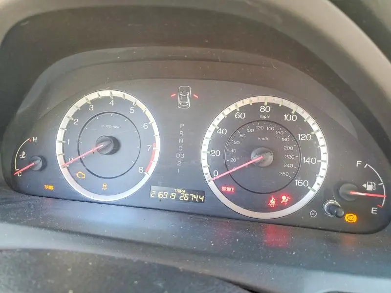 2011 HONDA ACCORD LX  