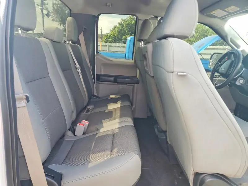 2017 FORD F150 SUPER CAB  